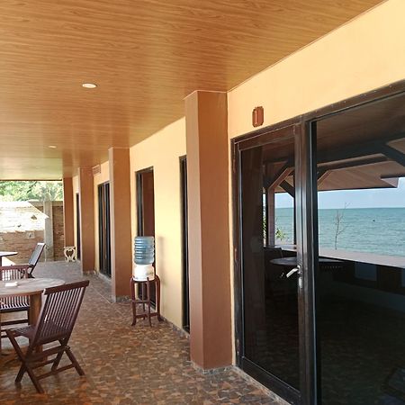 Omah Laut Bondo Jepara - By The Beach, Direct View Of The Sea, Great Base For Water Sports Margokerto Dış mekan fotoğraf