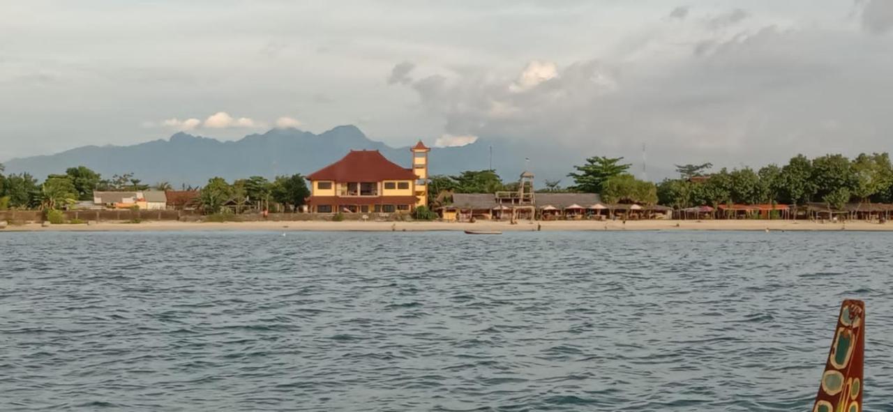 Omah Laut Bondo Jepara - By The Beach, Direct View Of The Sea, Great Base For Water Sports Margokerto Dış mekan fotoğraf