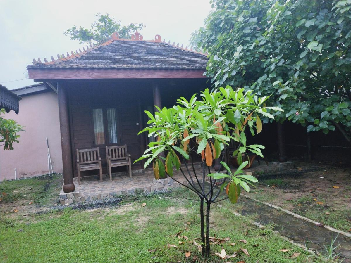 Omah Laut Bondo Jepara - By The Beach, Direct View Of The Sea, Great Base For Water Sports Margokerto Dış mekan fotoğraf