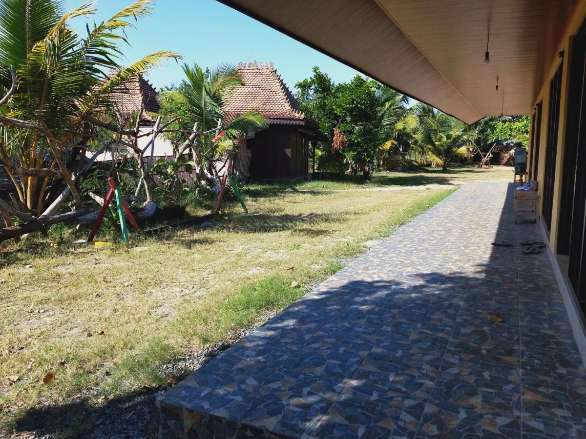 Omah Laut Bondo Jepara - By The Beach, Direct View Of The Sea, Great Base For Water Sports Margokerto Dış mekan fotoğraf